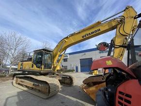 2017 KOMATSU PC450LC-8 MD0053716